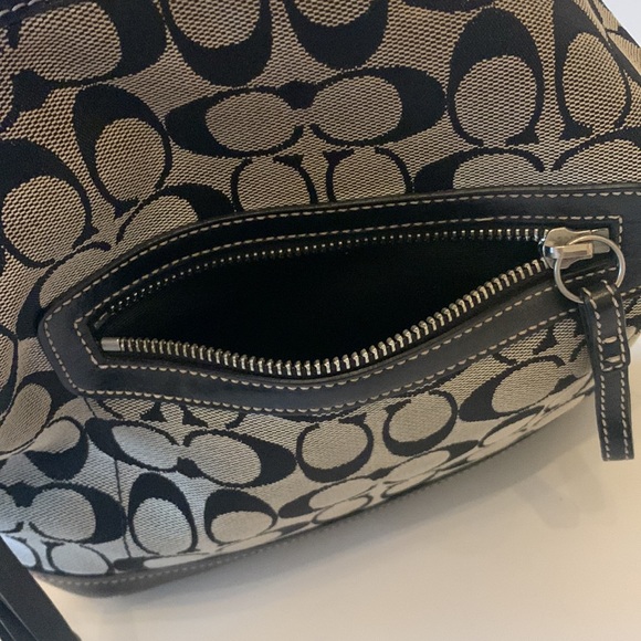 COACH Black/Gray Signature Monogram Canvas & Leather Shoulder Bag - Picture 8 of 16